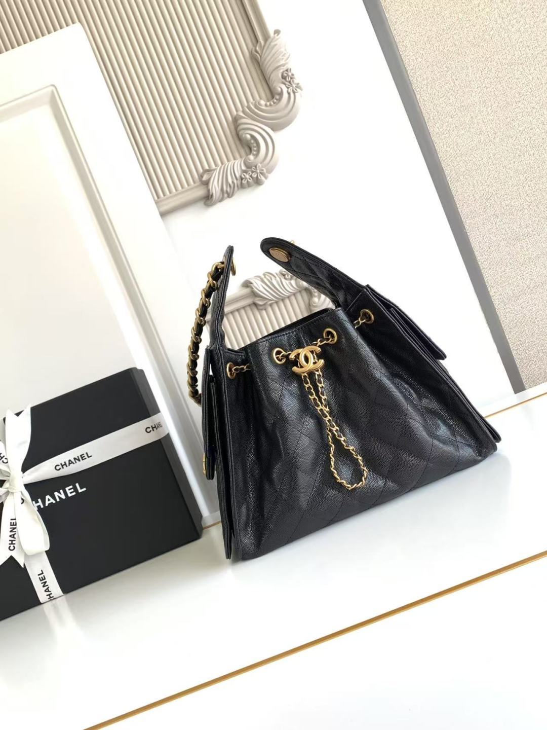 Vintage Quilted Bucket Shoulder Bag