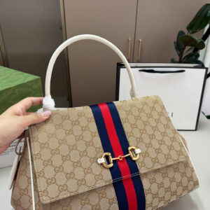 Vintage-Inspired Flap Shoulder Bag with Gold Hardware