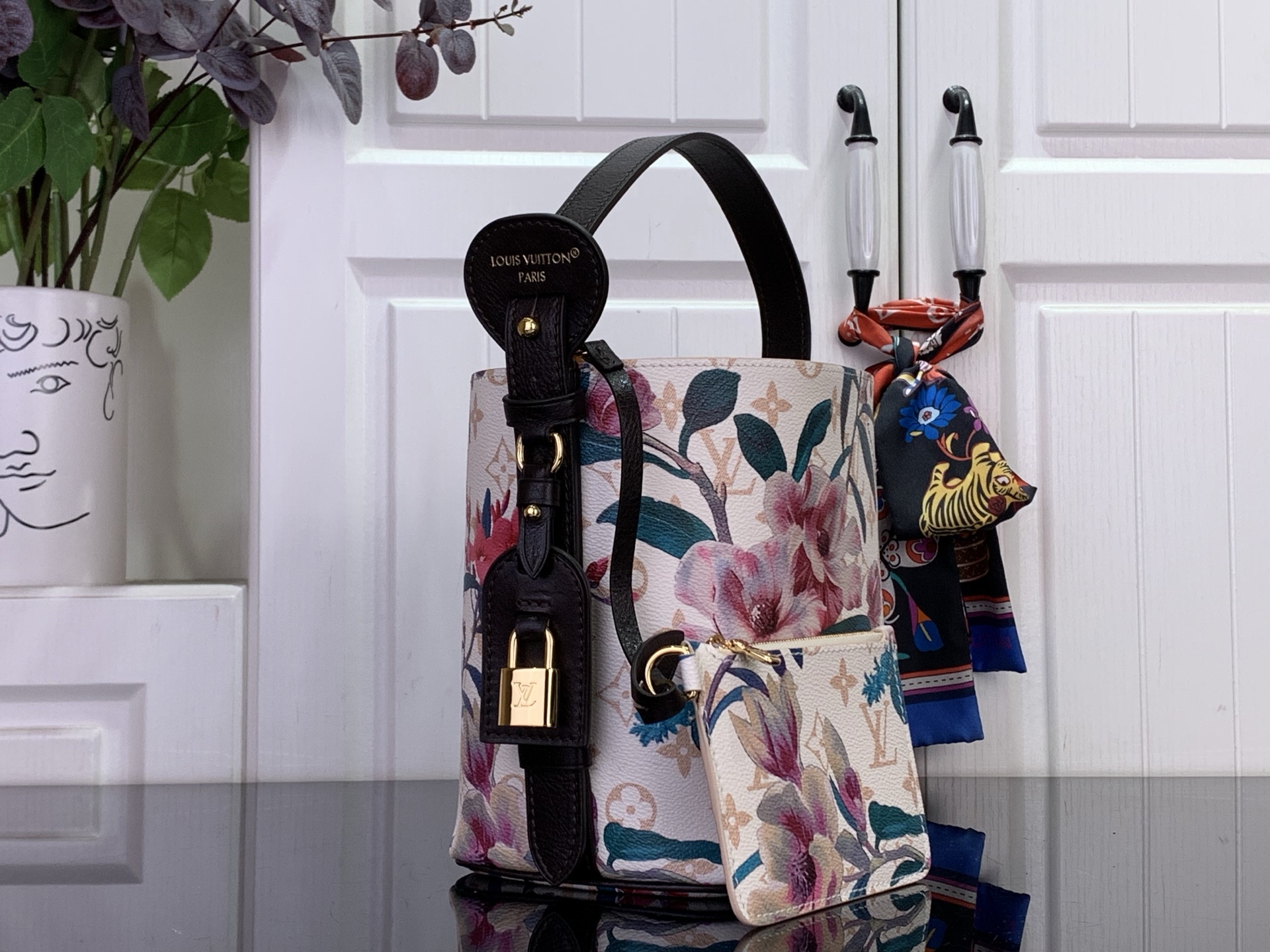 Floral Bucket Handbag
