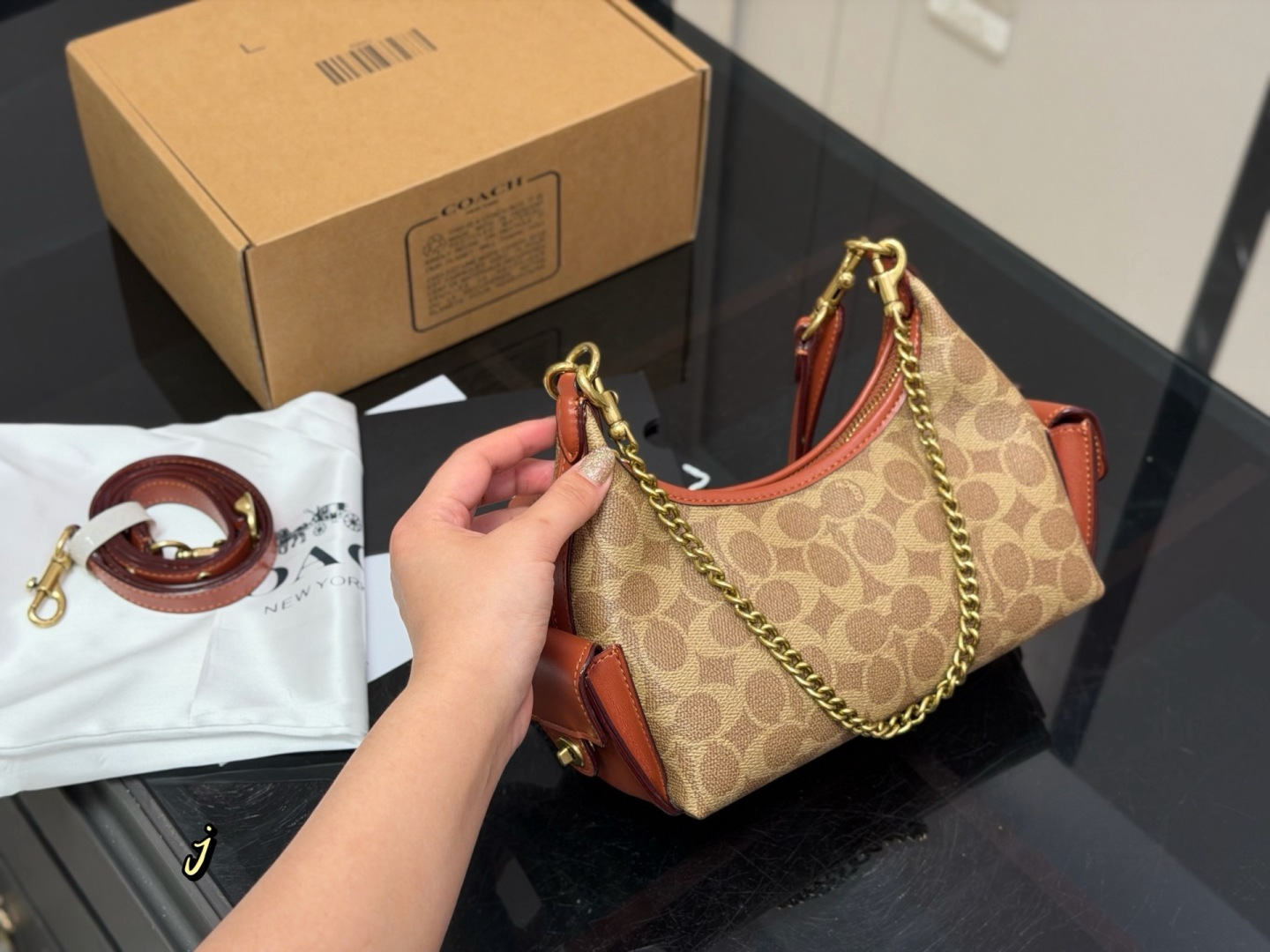 Juliette shoulder bag,