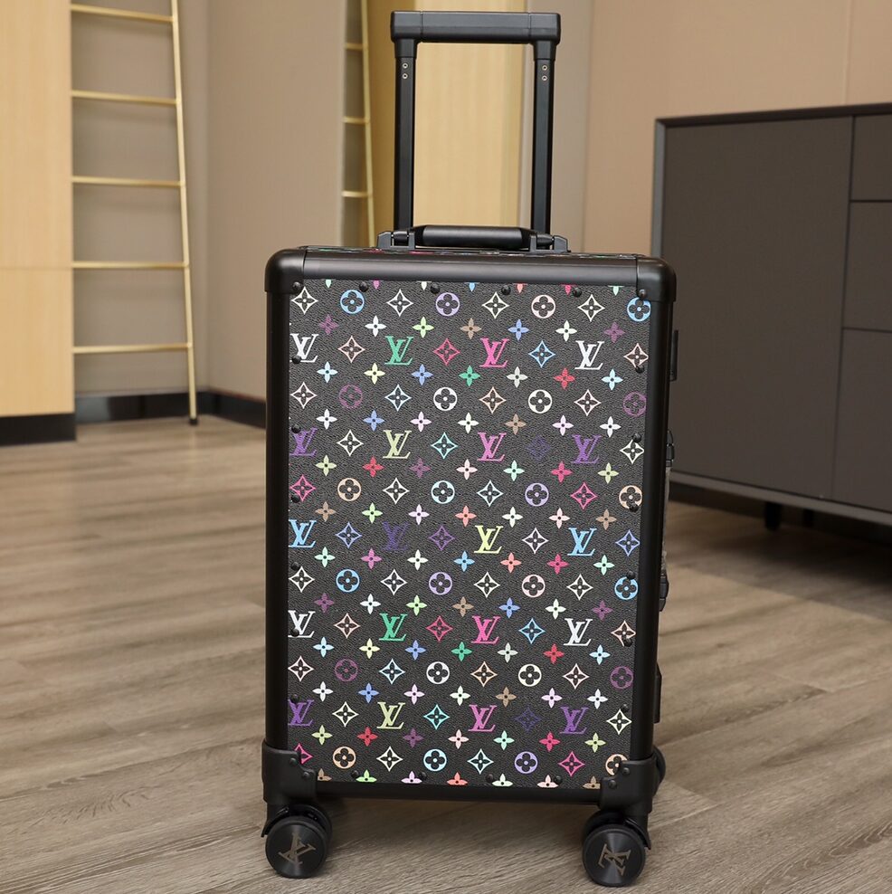 Luxury-Inspired Rolling Luggage