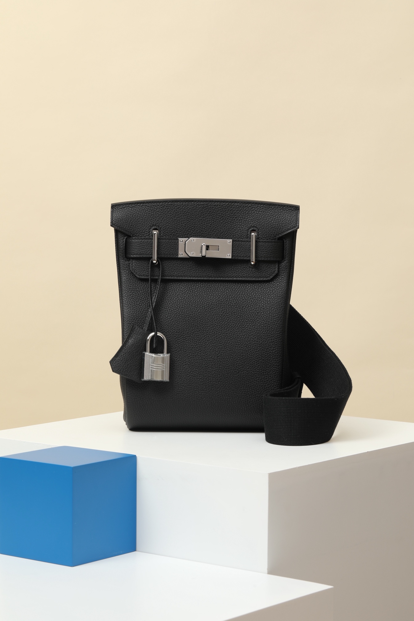 Men’s H Leather Black Togo Backpack USA