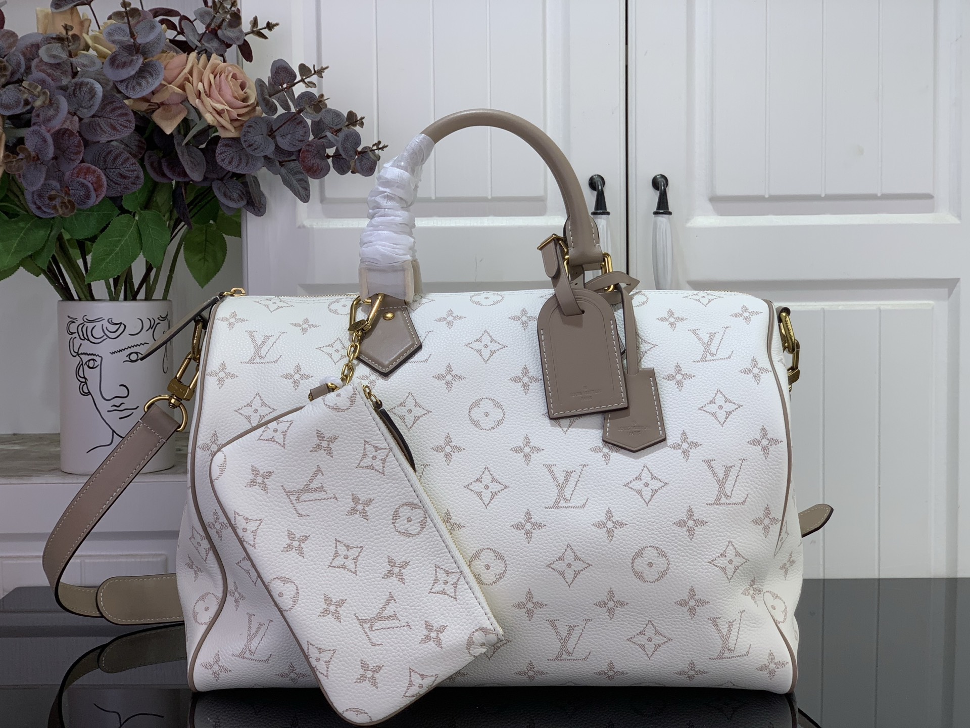 Premium Monogram-Inspired Bandoulière 40 Bag White Grey