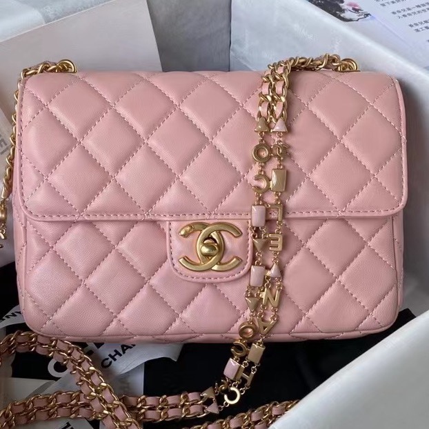 enamel chain cc leather shoulder bag